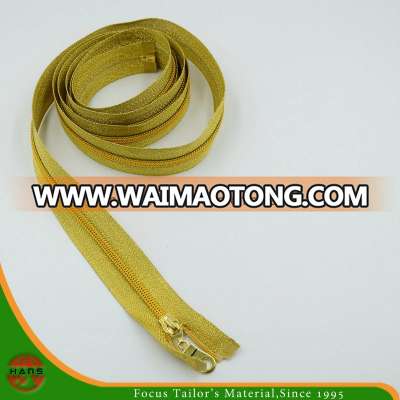 5# Plastic Golden Teeth & Golden Tape Zipper (SZ-070)